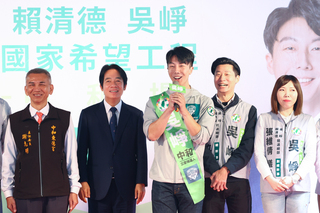 賴清德輔選吳崢 籲團結向前信賴台灣
