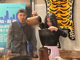 「搵你來吹水」港人開講  分享正統絲襪奶茶製作
