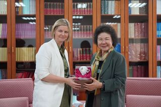 接見挪威自由黨主席 陳菊盼貢獻台灣人權發展經驗