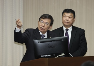 台鐵公司化上千人離退  王國材：不影響春節疏運