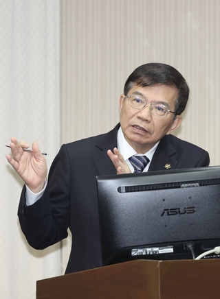 赴中旅遊團限額  王國材保證不會有解團爭議