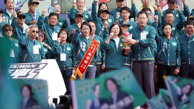 蔡總統：選擇賴蕭配 告訴全世界台灣要民主和平安全 | 華視新聞