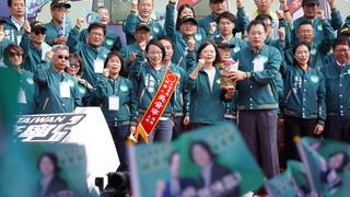 蔡總統：選擇賴蕭配 告訴全世界台灣要民主和平安全