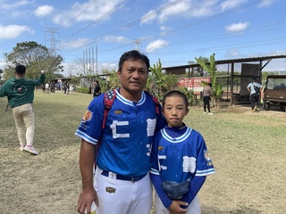 仁善教頭兒紀名學棒球課業兼顧  獲徐生明獎學金