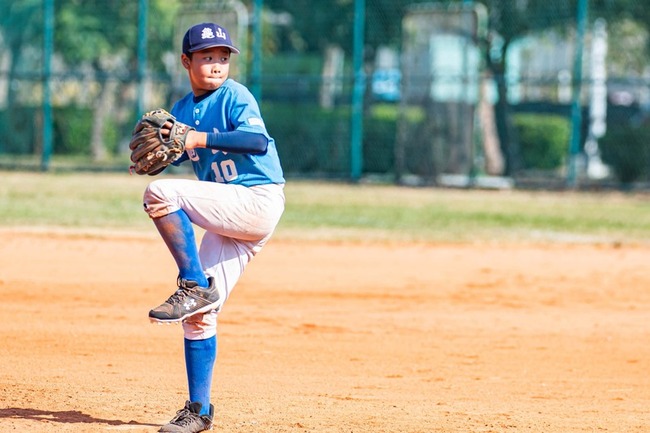 徐生明盃廖宣澔先發好投 龜山勝忠孝分組第1晉級 | 華視新聞