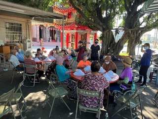 高齡自主學習申請踴躍  獲補助團體成長到221團