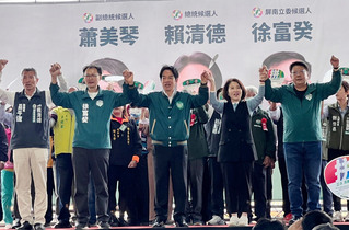賴清德5度輔選徐富癸  喊團結勝選攜手推觀光立國