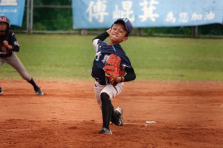 威力盃羅子頡「以柔克剛」竹縣晉8強 偶像孫易磊