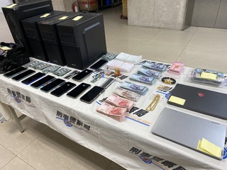 詐騙簡訊盜刷詐團跨境合作 刑事局逮17嫌