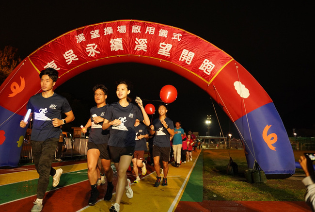 校友慨捐3200萬  助東吳大學打造奧運等級跑道 | 華視新聞