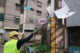 桃園公告競選廣告設置地點  違規視同廢棄物拆除