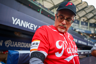 同胞因戰火犧牲 巴勒斯坦亞錦賽戴臂章表哀悼