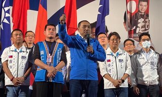 侯友宜台東造勢 陳樹菊阿嬤現身相挺