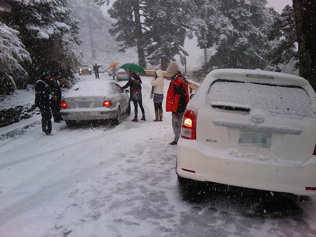 合歡山雪季62天  下雪或路面結冰禁止車輛通行 | 華視新聞