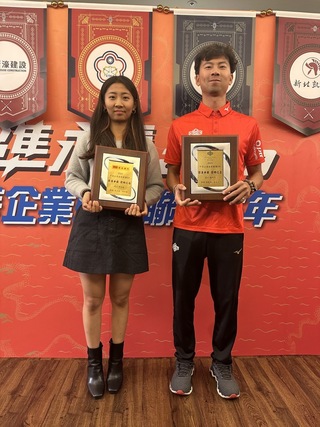 企業射箭聯賽頒獎  魏均珩獲箭王邱意晴摘箭后