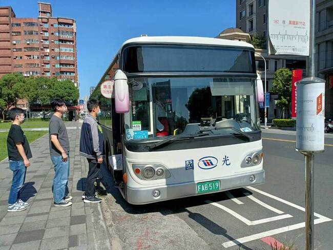 國光客運奪竹市先導公車經營權  拚2024營運 | 華視新聞