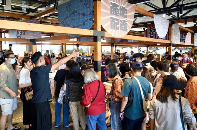 鼓山魚市場重新開幕  優惠活動吸引大批民眾 | 華視新聞