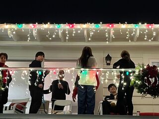 大谷翔平帶愛犬享受耶誕氣氛 台灣僑民現場巧遇