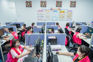 桃園研考會生成式AI人機協作系統  獲創新應用獎