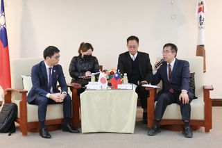 日本延岡市副市長拜會黃偉哲 盼促進兩市交流