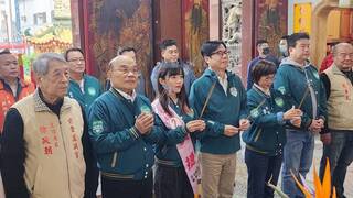 蘇貞昌高雄輔選 籲支持民進黨國會過半推動建設