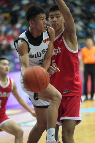 HBL莊杰閎攻守一體  泰山勝南山挺進8強