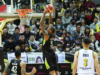 PLG麥卡洛40分被噓爆 夢想家擊敗國王8連勝