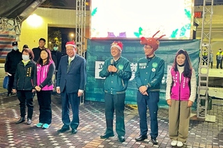 出席平安夜電影趴 陳建仁：大家團結台灣會越來越好