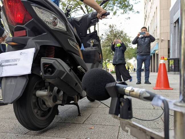 噪音源機車為大宗 聲音照相上路2年共罰逾2000萬 | 華視新聞