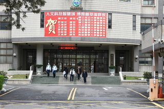 陽明交大校務會議通過  邀竹北高中改隸附中