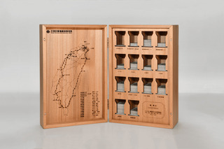 台鐵告別管理局時代 推懷舊環島名片式車票套組