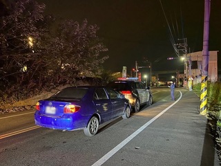 酒駕撞停等紅燈警車 苗栗男子遭壓制送辦