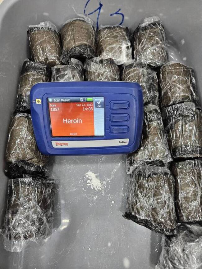 菲籍旅客行李藏9公斤海洛因闖關  市值達3千萬 | 華視新聞
