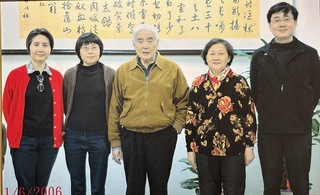 東華校長趙涵㨗屆滿將卸任  家族合捐千萬助學子