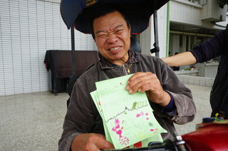 身障校工守護偏鄉學子32年將退休  師生不捨