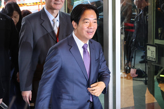 總統大選電視辯論登場 賴清德邀童子賢、朱敬一觀戰