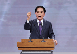 批侯沒準備好、打柯複製貼上 賴清德：我護台穩兩岸