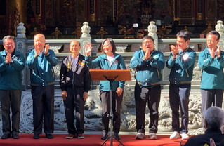 嘉縣助選 蔡總統：守護台灣就是守住全世界民主