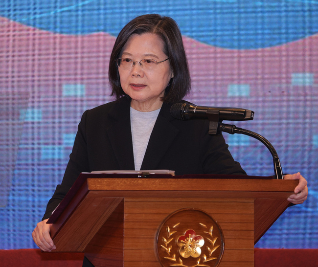 總統：兩岸關係須符合民主 以台灣人共同意志做決定 | 華視新聞