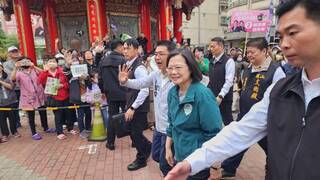 南下參香助講 總統：許智傑、黃捷當選我一定再來