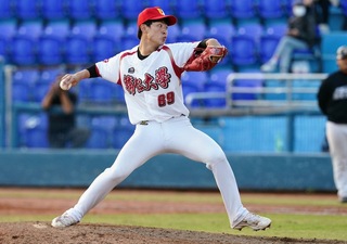 大專棒球聯賽嘉大再見投手犯規 輔大複賽2連勝