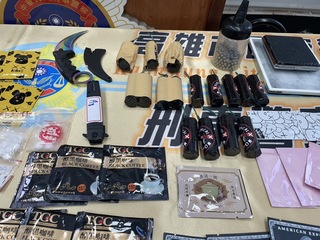 高市警攻堅通緝犯販毒據點 起出自製鋼珠炸彈