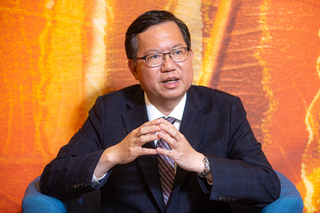 鄭文燦：執政不能被抹黑 部會「立可白」即時澄清