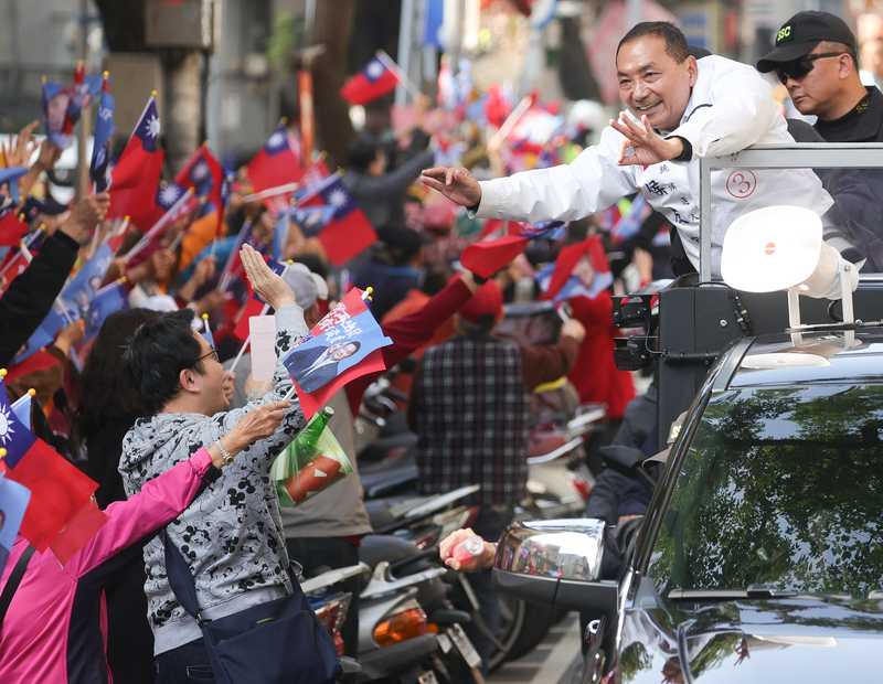 侯友宜新北板橋車隊掃街拜票（1）