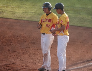 大專棒球聯賽曾佑恩敲超前安 輔大搶複賽第4勝