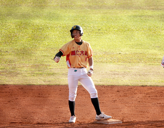 許賀捷學「野性」 大專聯賽敲追平安助輔大搶勝