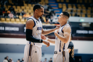 PLG艾夫伯聯手高國豪 攻城獅中斷夢想家10連勝