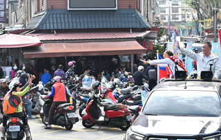 選戰倒數拚政黨輪替 李四川：換人做做看