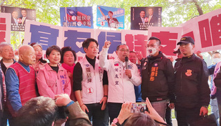 陪羅廷瑋拜票  侯友宜：國民黨與年輕人站在一起