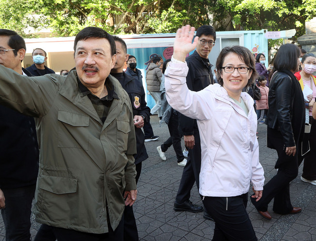 蕭美琴：台灣民主很珍貴 籲踴躍投下神聖一票 | 華視新聞